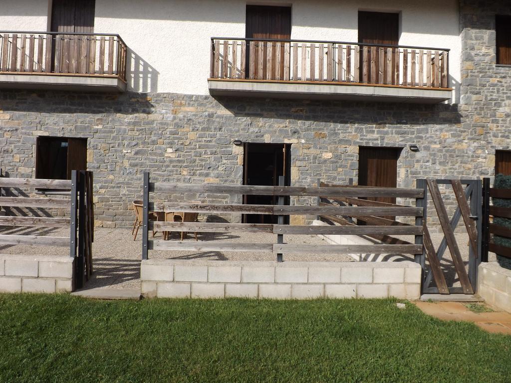 Roca Nevada Suites Villanúa Exterior foto
